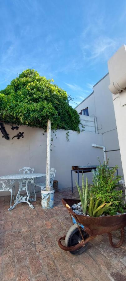 Sjoe2 Apartment Струисбай Екстериор снимка